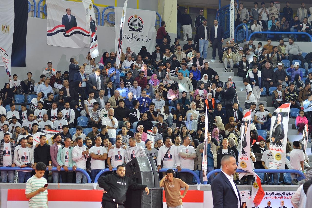 مؤتمر باستاد القاهرة