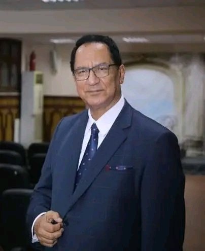 المحامي يحيى الديسطي مستشار عبد الرحيم علي القانوني