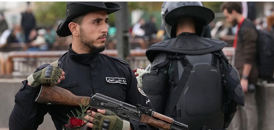 جيش بلا دولة