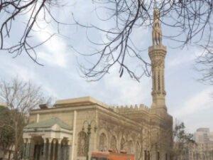 مسجد عمر مكرم