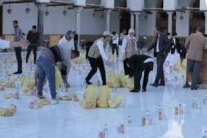 العنصر النسائي يشارك والجميع يتعاون