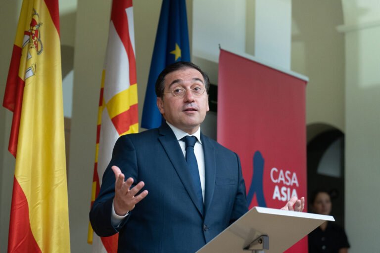 وزير خارجية إسبانيا