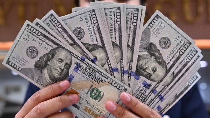 الدولار الأمريكي