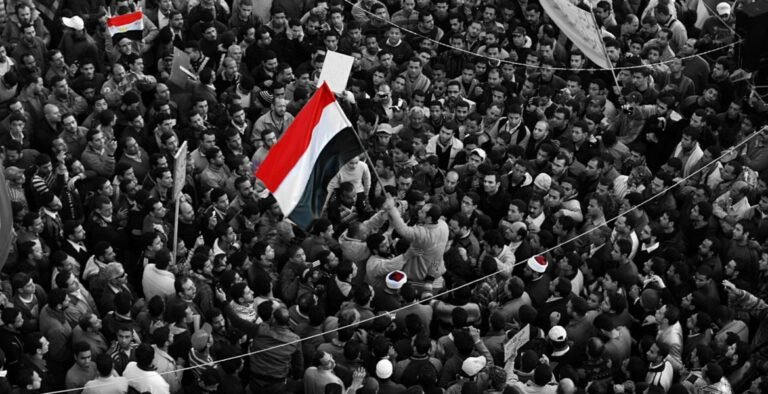الشباب والسياسة - أرشيفية