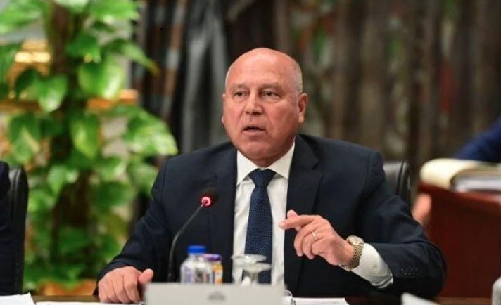 كامل الوزير
