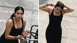 فتاة أرابيلا مول