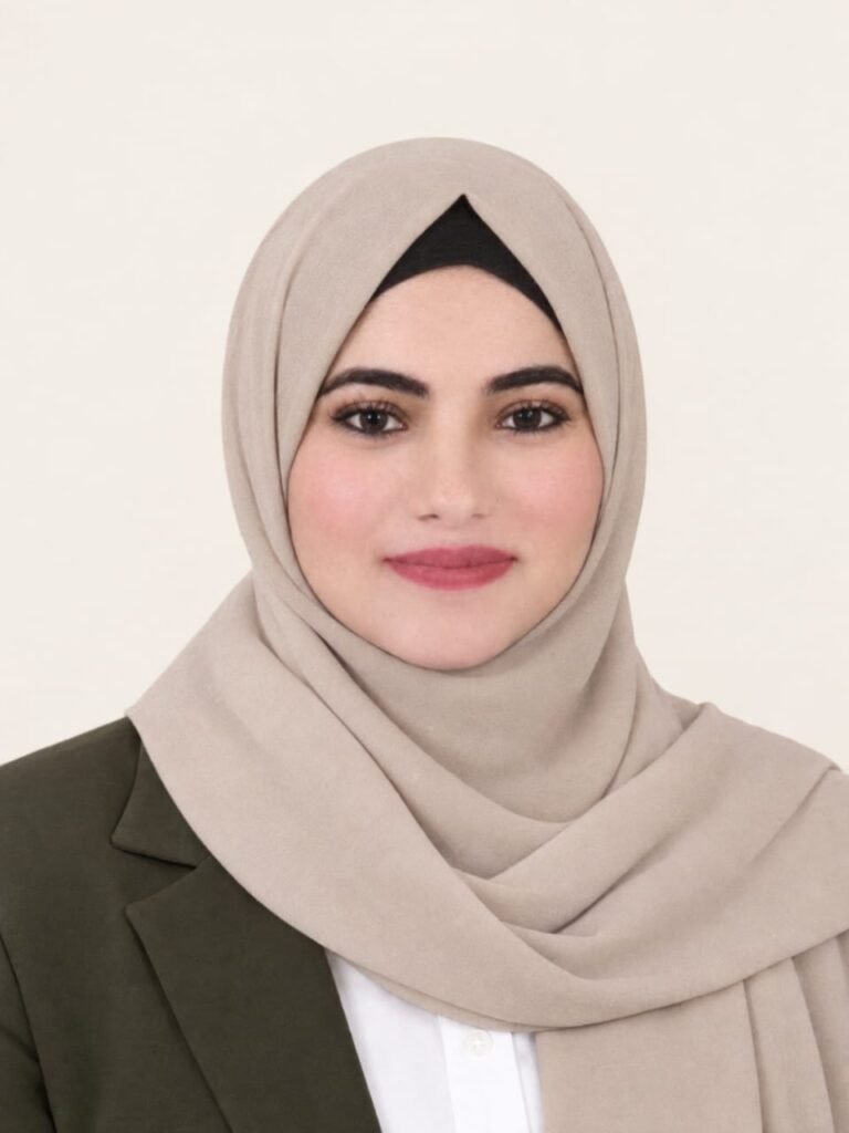 سارة حري