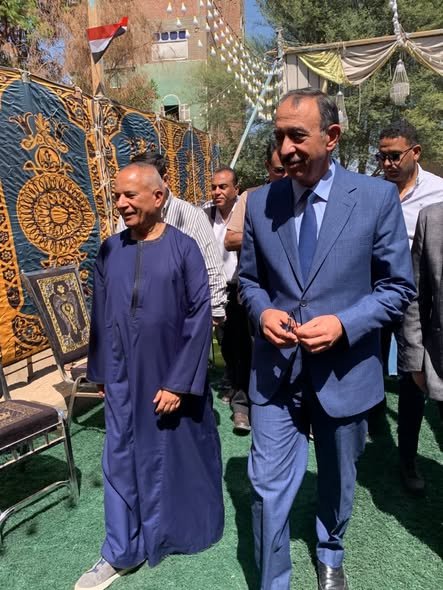 أحمد موسى والمحافظ